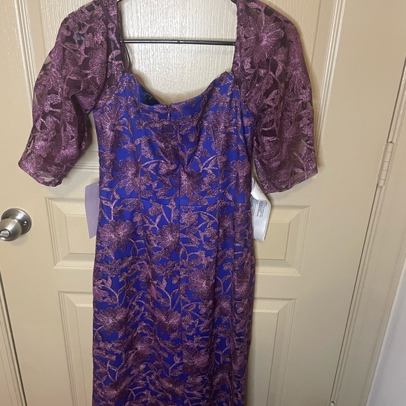 JS Collections Off The Shoulder MIDI Dress - Picture 8 of 12